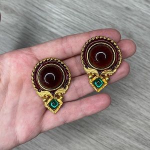 Yosca Red Green Enamel Bijoux Clip On Earrings